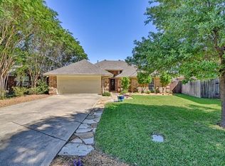 4750 Kensington Ct, Arlington, TX 76016