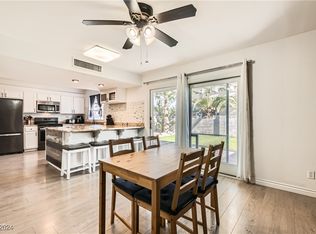 2433 Olivewood St, Las Vegas, NV 89108