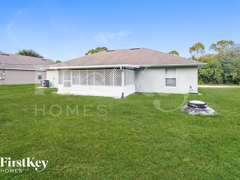 1448 Wacker Ave SE — Photo 15