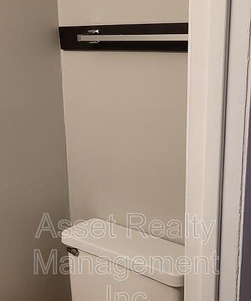 2nd image of 9116 Cedarpark Ln