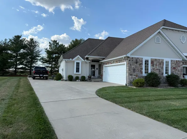 2611 Villa Ct, Marshall, MO 65340