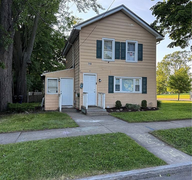 1st image of 719 2nd North St