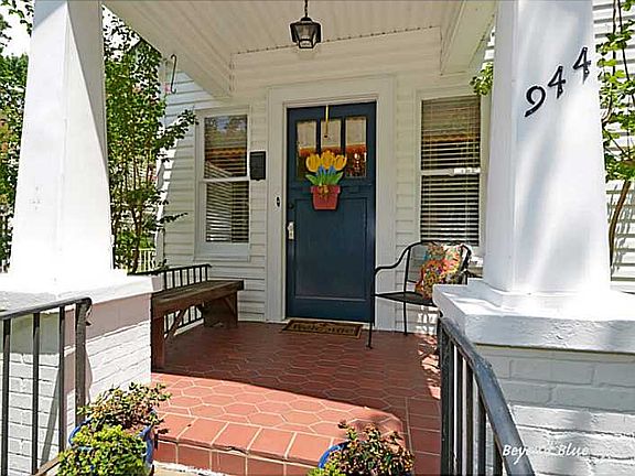 2nd image of 944 Elmwood St