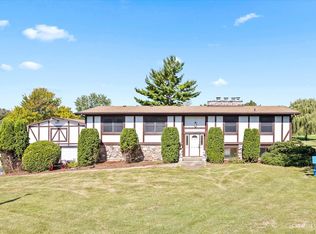 11700 Ballard Rd, Huntley, IL 60142