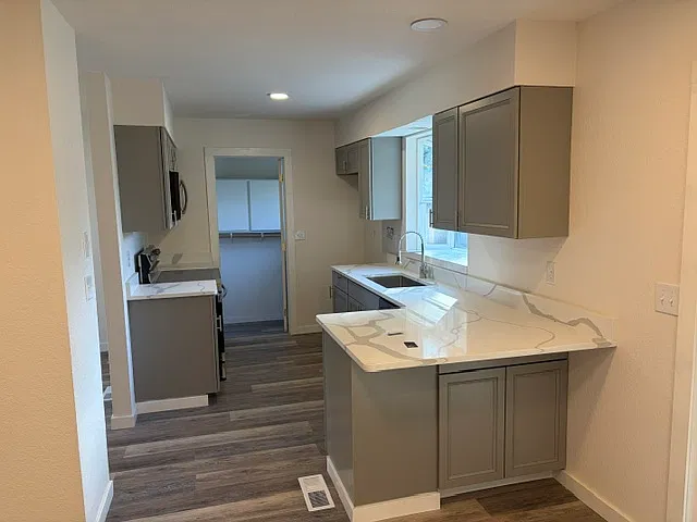 3 bed, 1497 sqft, $2,250 — Photo 2
