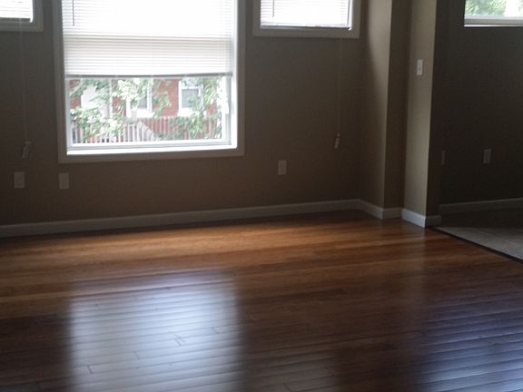3rd image of 30 E Linwood Blvd APT 204