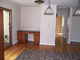 5th image of 8041 Windsor Dr