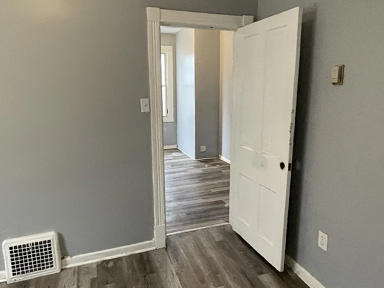 139 N Water Ave #2 — Photo 29