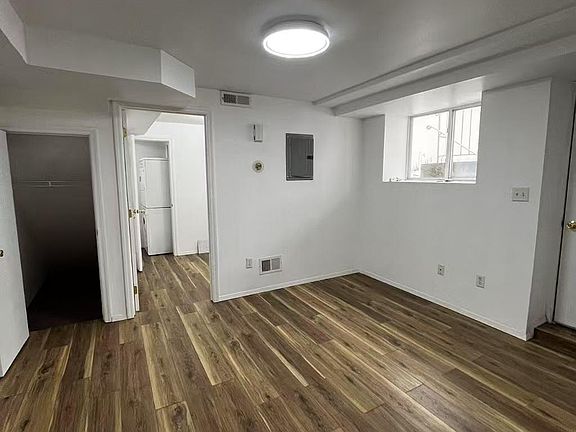 4th image of 231 Maryland Ave #1