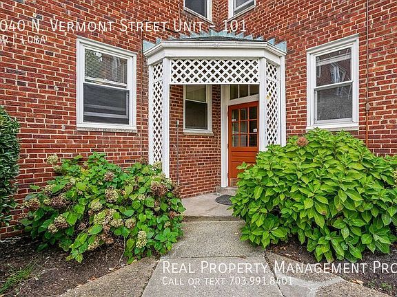 5th image of 2040 N Vermont St APT 101