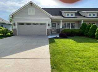 1739 Raintree Ln #34, Racine, WI 53406