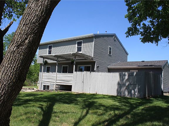 4th image of 1029 Columbia Dr