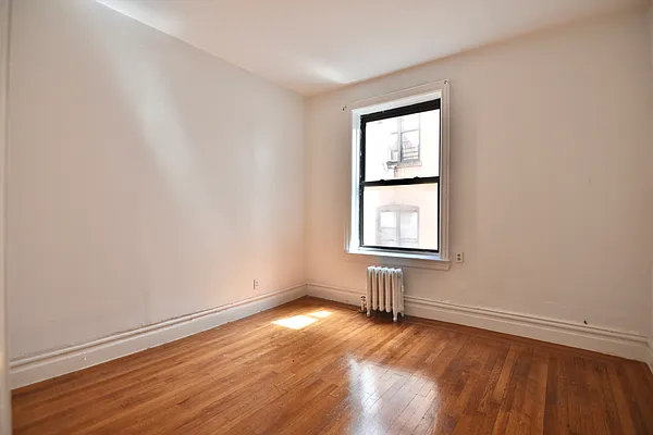 Rented by Bohemia Realty Group | media 21