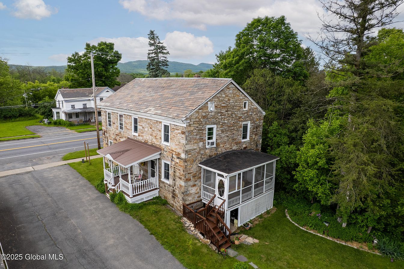 1st image of 98 George Street