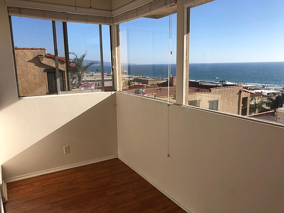 2nd image of 2409 Crest Dr #1