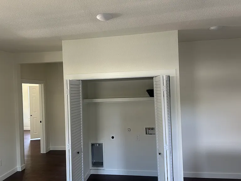 2315 Pearl Ave — Photo 12