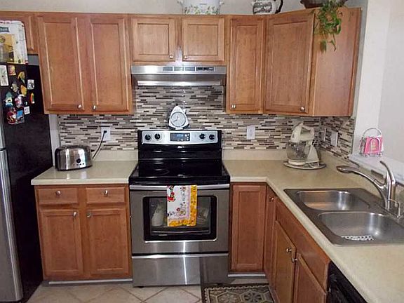 5th image of 6308 Bishops Pond Ln