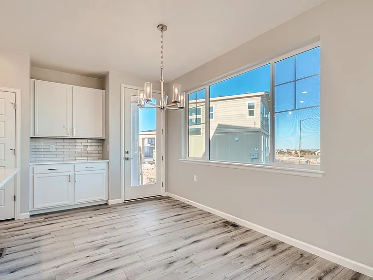 190 Mohawk Cir — Photo 13