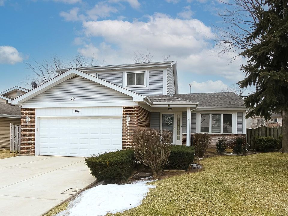 1st image of 1061 E Meadow Lake Dr