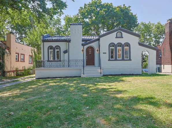 1515 Kenova Ave, Cincinnati, OH 45237