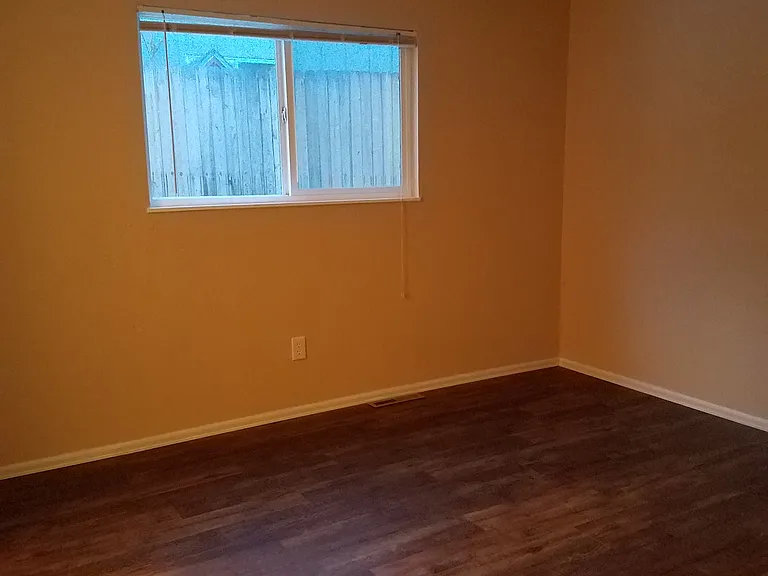 1611 Cottonwood Dr #2 — Photo 6