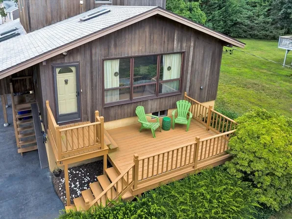 41 Kenwood Rd, Bourne, MA 02532