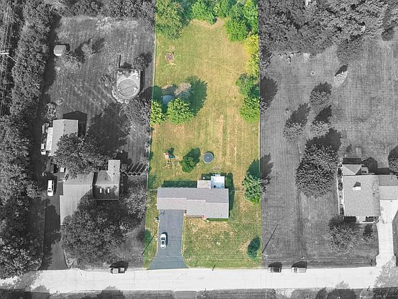 5th image of 36808 N Belle Plaine Ave