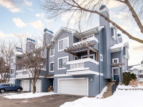 15665 24th Ave N Unit H, Plymouth, MN 55447