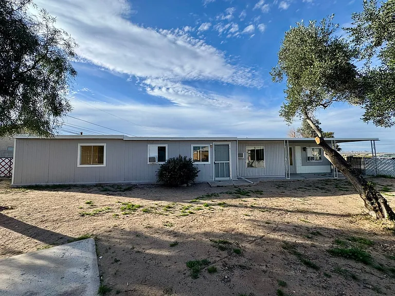 2271 Riverview Ct — Photo 4