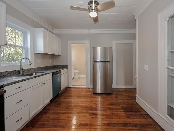 2nd image of 107 Arlington St Unit A