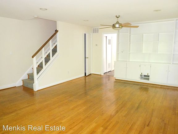 5th image of 9894 Hollow Glen Pl