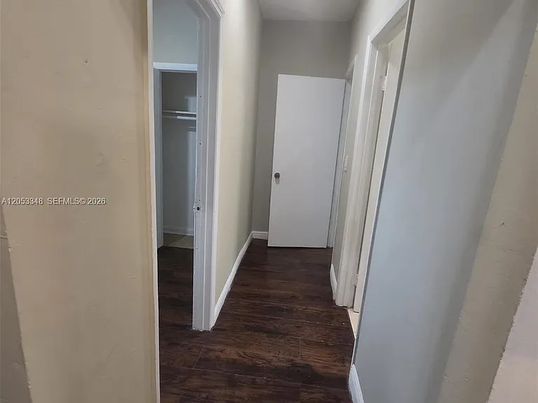 1008 N 18th Ct #101-B — Photo 5