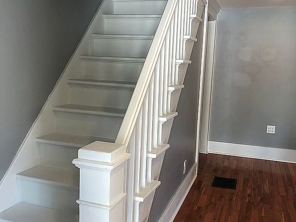 2nd image of 217 S Walnut St