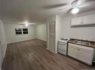 21 S Elm St #21, Windsor Locks, CT 06096