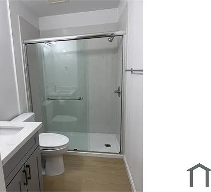 3 bed, 1000 sqft, $3,600 — Photo 2