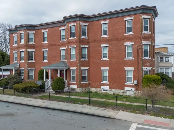 1153-1157 Slade St, Fall River, MA 02724