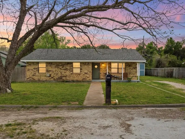 120 Mary Alice Dr, Valley Mills, TX 76689