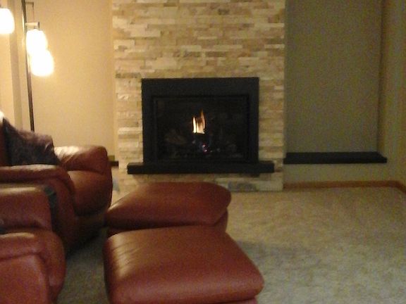 3rd image of 1613 Valley Dr