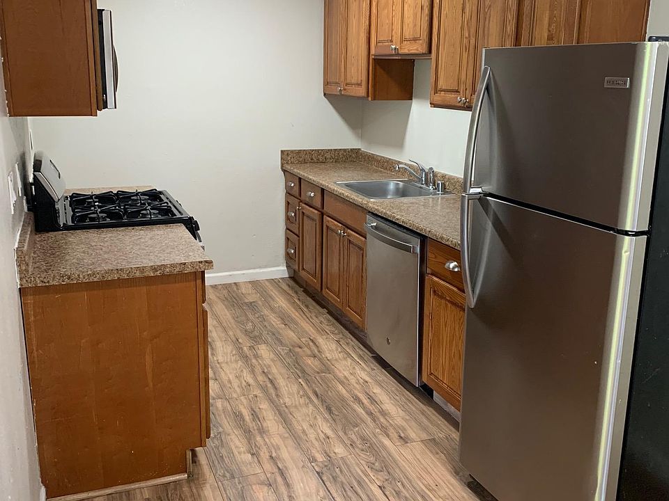 1st image of 4556 Ashcroft Ave #41