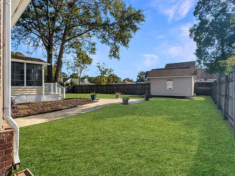 7900 Elderberry Cir — Photo 46