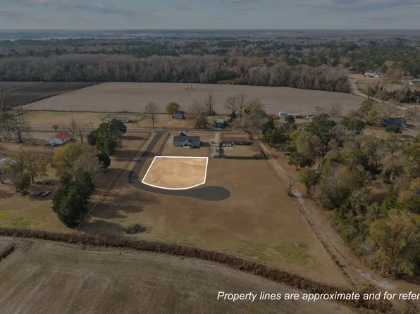 101 Farmview Dr Lot 4, New Bern, NC 28560