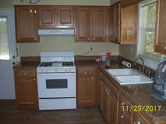 4th image of 859 6th St