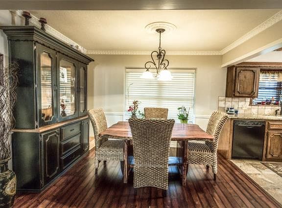 4th image of 8845 Farm Road 1567 E