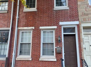 227 Christian St, Philadelphia, PA 19147