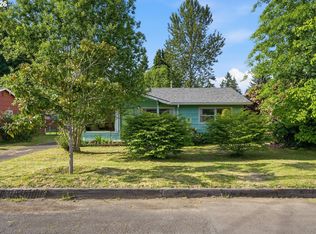 8703 NE Sacramento St, Portland, OR 97220