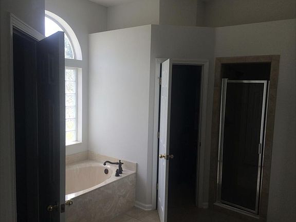 4th image of 13892 Fish Eagle Dr W