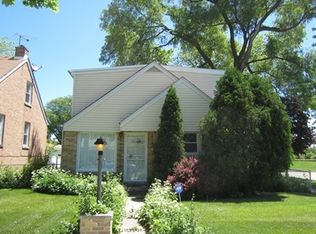 557 48th Ave, Bellwood, IL 60104