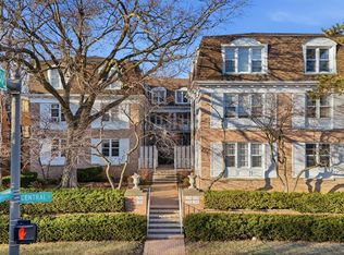 2201 Central St APT 3N, Evanston, IL 60201