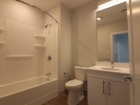 3rd image of 160 Washington St #B30