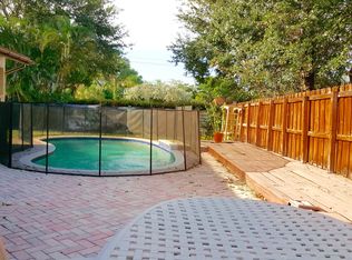 6992 NW 29th Way, Fort Lauderdale, FL 33309